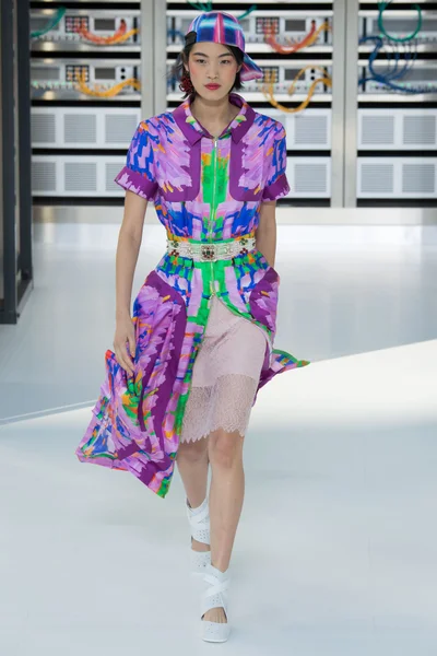 Look 37